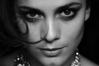 Alice Braga