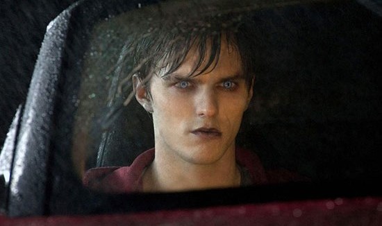 warm_bodies_movie_trailer_nick_hoult1-550x350 warm_bodies_movie_trailer_nick_hoult1-550x350
