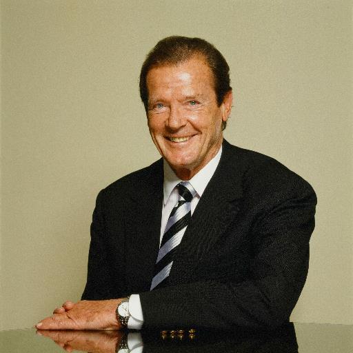 ROGERMOORE-screencomment